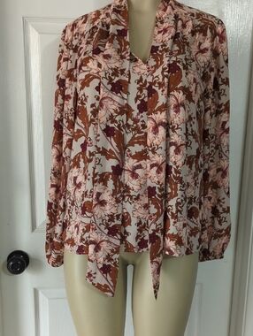 Ann Taylor Floral Tie-Neck Blouse in Blush, Rust and Berry Pit To Pit 21 Inch
